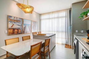 Apartamento exclusivo com 02 Suítes, 30m da praia